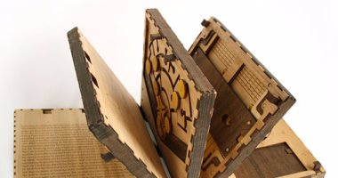 بالصور.. تعرف على قصة كتاب عجيب لا يقرأه إلا الأذكياء