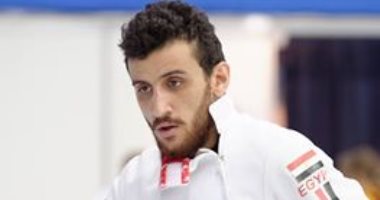 أولمبياد 2016.. أيمن فايز لاعب السلاح يخسر من بطل فرنسا 15 / 9
