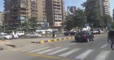 المرور: انتشار أوناش المرور بمحيط أعمال كوبرى فيصل لإزالة المعوقات