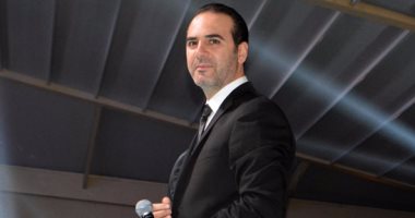 بالفيديو.. "تريو" غنائى يجمع وائل جسار وبوسى وجابر الكاسر فى "ميكس ميوزيك"