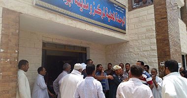 تظاهر أهالى أبو المطامير بسبب تبوير مصانع الجبنة 4000 فدان 