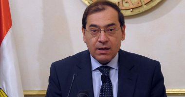 وزير البترول يجرى مباحثات هامة على هامش مشاركته بمنتدى الطاقة فى الجزائر