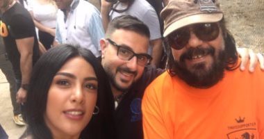 هل يعود كريم أبو زيد للغناء مرة أخرى.. فى "روق يومك" على 90.90