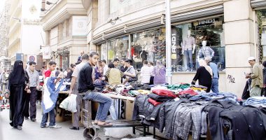 محافظة القاهرة تغلق عددا من المحلات المخالفة بشارع محمد على