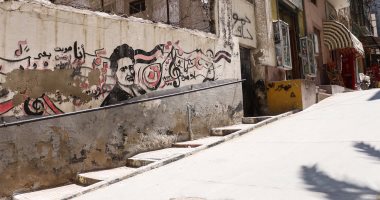 بالصور.. منطقة "كوم الدكة" بالإسكندرية مرشحة أمام اليونيسكو لوضعها على قائمة التراث العالمى.. منزل سيد درويش أشهر معالمها.. المسرح الرومانى أهم آثارها.. والروايات تختلف حول سبب تسميتها