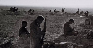 الصحافة الإسرائيلية:إسرائيل تعيد تجسيد عملية المظلات خلال العدوان الثلاثى..الكشف عن اختطاف عشرات الأطفال اليهود عقب قيام الدولة..اتفاق إسرائيلى فلسطينى على دخول أبناء الفلسطينيين بالخارج لأراضى السلطة