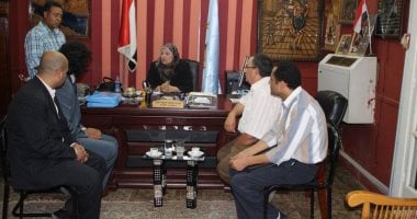 وكيل تعليم الغربية تستقبل مسئولى برنامج التدريب على المناهج المطورة