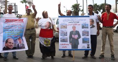بالفيديو والصور.. متظاهرو القائد إبراهيم يهتفون: "رابعة مين يا مغيبين.. مصر أم المصريين"