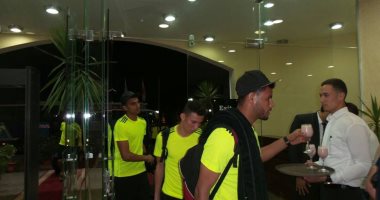 بالصور.. المقاولون العرب يدخل معسكرا مغلقا ببرج العرب
