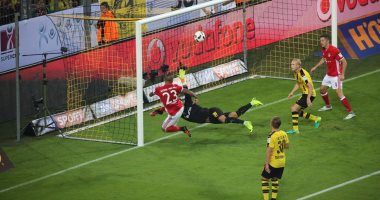 سوبر ألمانيا.. بايرن ميونخ يفلت من دورتموند بتعادل سلبى فى الشوط الأول