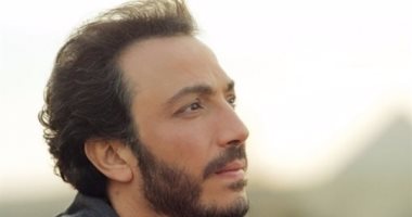 إيقاف تصوير مسلسل "بين عالمين" لطارق لطفى بسبب تغيير الديكور