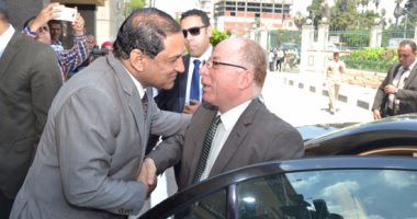 بالفيديو والصور .. محافظ الغربية يستقبل وزير الثقافة لافتتاح  معرض طنطا للكتاب