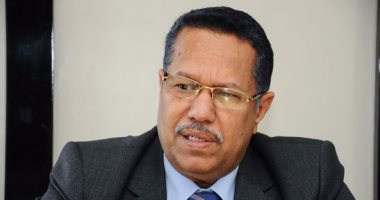  رئيس وزراء اليمن يكشف تفاصيل لقاءه مع السيسى: الرئيس المصرى قال دافعوا عن قضيتكم ومشروعكم.. بن دغر: التنسيق العسكرى مسئولية التحالف الذى يضم مصر.. الحوثيون ومجموعة على صالح فشلوا فى الاجتماع بالقاهرة