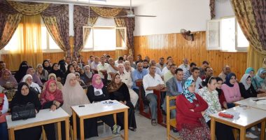 ندوة حول "دور المرأة فى تدعيم قيم المواطنة" بمركز أبو قرقاص بالمنيا