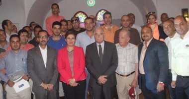 محافظ جنوب سيناء يتابع أعمال الدورة التدريبة لاستخدام التجارة الإلكترونيه في السياحة