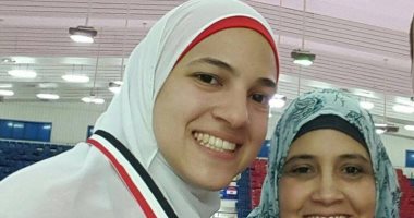 والدة هداية ملاك لـ"اليوم السابع": لم أتحدث معها حتى الآن.. ومبروك لمصر 