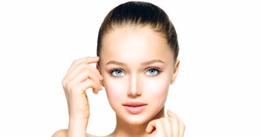 استخدمى زيت اللافندر لعلاج التشققات وترطيب الشعر
