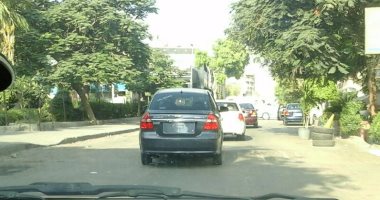 قارئ يرصد سيارات بدون لوحات معدنية فى المعادى ومحور سعد الدين الشاذلى