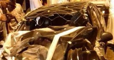 إصابة عروسين و9 آخرين فى حادث تصادم سيارتين بالبحيرة