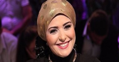 صابرين فى شرم الشيخ لتصوير "ألماظ حر" مع أحمد حلمى
