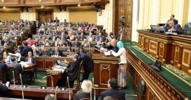 نائب لوزير التموين: "خد 2000 جنيه ولو قدرت تدبر بيهم المصاريف هستقيل" 