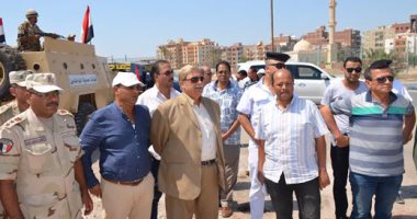 بالصور.. محافظ الإسماعيلية يتابع إجراءات تطوير حديقة الفروسية