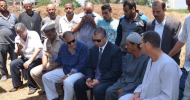 محافظ كفر الشيخ وقائد المنطقة الشمالية العسكرية يتفقدان مشروع الاستزراع السمكى