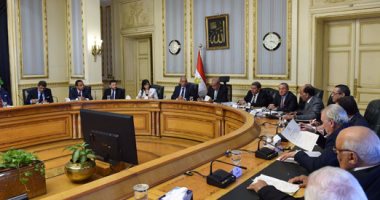 الحكومة توافق على قانونى بناء وترميم الكنائس والقومى لحقوق الإنسان