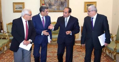 السيسى: متفائل لعودة السياحة الروسية وحادث الطائرة لم يترك أثرا سلبيا