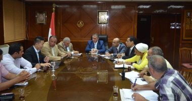 بالصور.. محافظ كفرالشيخ يستقبل ممثلى شركة "ساف بون" الصينية المتخصصة بإدارة المخلفات