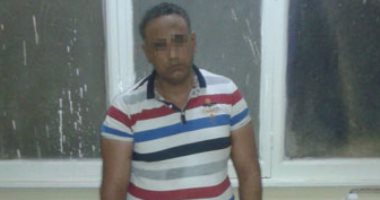 القبض على صاحب محل ملابس بحوزته 10 آلاف قرص ترامادول بسوهاج