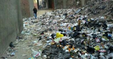 بالصور.. أهالى بشتيل يشكون من تراكم القمامة وإهمال حى أوسيم 