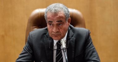 تفاصيل لقاء الـ120 دقيقة بين مجلس النواب والبنك الأوروبى..الوفد يرهن مساعداته بإرساء حقوق الإنسان وإزالة البيروقراطية.. والبرلمان يرد: مصر تتمتع بالديمقراطية.. وعلى مصيلحى: هذا وقت دعم الأصدقاء لمصر