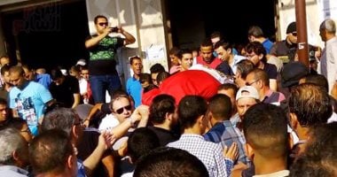 بالفيديو.. والد الشهيد محمد الزملوط: ابنى بيحب البلد ورفض ترك العريش وقال "أنا مش جبان"