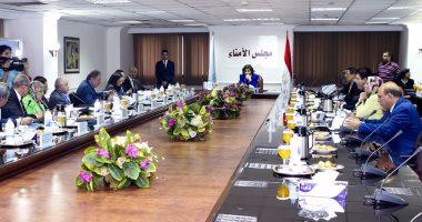 مجلس أمناء الاذاعة والتلفزيون يناقش قانون الهيئة الوطنية للإعلام    