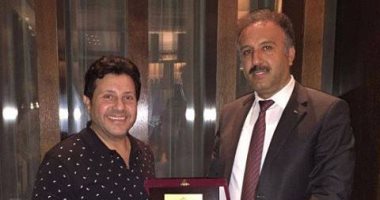 رئيس التلفزيون الفلسطينى يكرم الفنان هانى شاكر لدوره فى دعم فلسطين