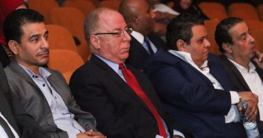وزير الثقافة: نواجه الإرهابيين بالأنشطة الفنية داخل الجامعات
