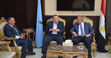 محافظ البحر الأحمر يستقبل وزير التعليم العالى