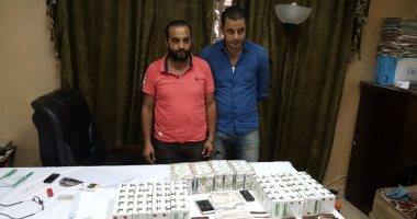 مكافحة المخدرات تضبط عاطلين قبل ترويجهما كيلو حشيش و12 ألف قرص مخدر