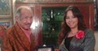 نانسى إبراهيم تنفى انسحاب محمد عشوب من إحدى حلقات برنامجها لتفاهة الأسئلة