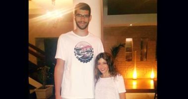 شاهد.. سميرة سعيد مع أطول معجبيها