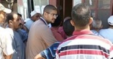 صرف 2.6 مليون جنيه إعانات طوارئ لـ 3 ألاف عاملا بـ "يونيراب" للغزل والنسيج