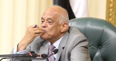 على عبد العال يرسل قبلة للنواب مع بداية مناقشة القيمة المضافة‎
