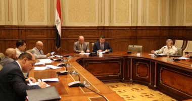ننشر تعديلات "إعلام البرلمان" على قانون جوائز الدولة.. رفع قيمة جائزة النيل لنصف مليون جنيه.. أسامة هيكل يرفض حذف عبارة "الفنون الجميلة".. ويحذر: كده راقصات ممكن ياخدوها.. والنمنم مازحا: صافيناز مثلا