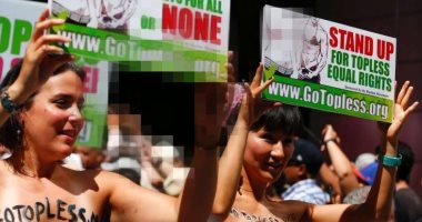 التفاصيل الكاملة ليوم الـ"topless" العالمى.. أخر تقاليع المساواة بالرجل