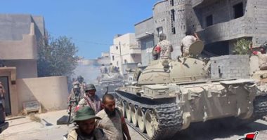 وقفة احتجاجية لأصحاب المنازل المدمرة فى سرت الليبية للمطالبة بتعويضهم ماليا