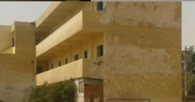  أهالى "كفر المشط" بالمنوفية يطالبون بتجديد مدرسة الشهيد سالم