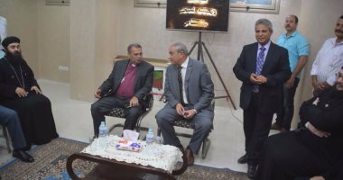 بالصور.. محافظ المنيا يفتتح أعمال تجديد الكنيسة الإنجيلية بحى المصاص