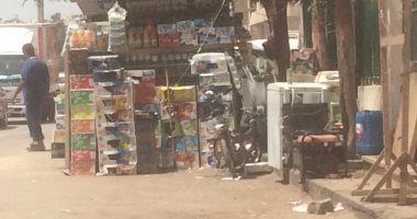 أهالى بنها يعانون من الأكشاك فى الطريق وتعطيل حركة المرور 