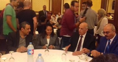 بالصور.. أول لقاء بين يحيى قلاش ومتحدث الداخلية السابق بعد أزمة الصحفيين